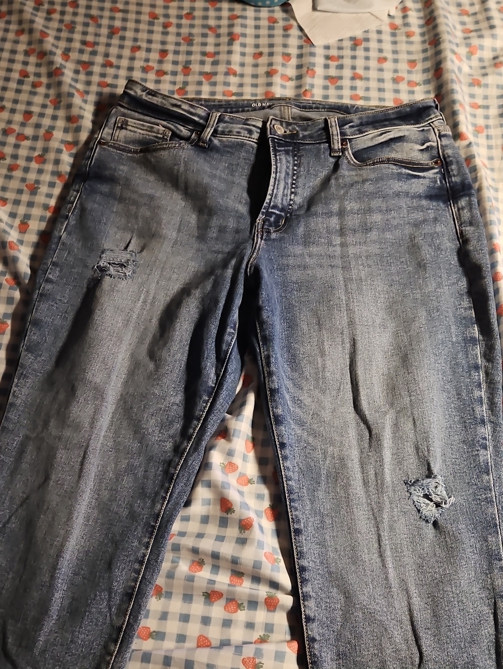 Old Navy Women's Light Blue Skinny Jeans with Distressed Knees